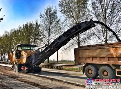 徐工XM200K銑刨機(jī)助力202國(guó)道改造，展現(xiàn)國(guó)產(chǎn)工程機(jī)械硬實(shí)力